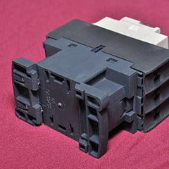 Telemecanique /square D/schneider electric lc1d32 contactor
