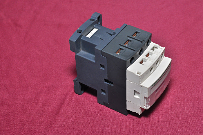 Schneider Electric/telemecanique Lc1d09r7 Contactor