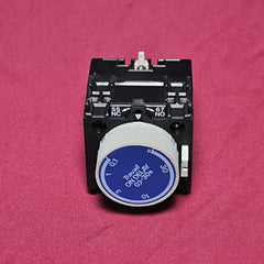Telemecanique la2-d22 a65 time delay module