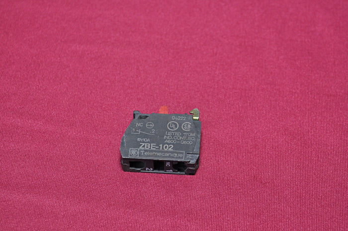 Lot Of 2X Telemecanique Schneider Electric Zbe-102 Contact Block