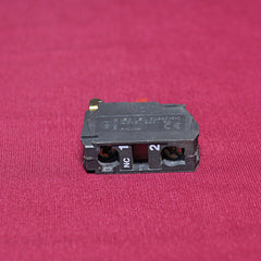 Lot Of 2X Telemecanique Schneider Electric Zbe-102 Contact Block
