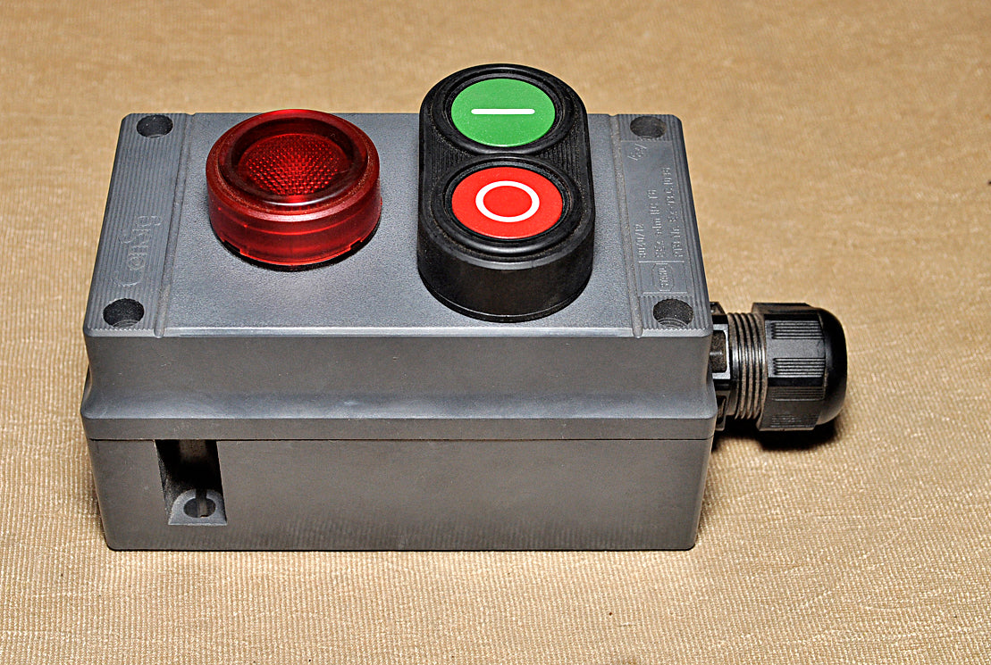 R.Stahl 8040/12 Consig Push Button 12-254V