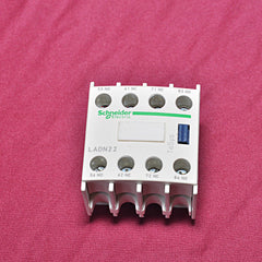 Lot of 2x schneider electric ladn 22 auxiliary contact block