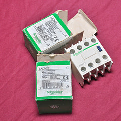 Lot of 2x schneider electric ladn 22 auxiliary contact block