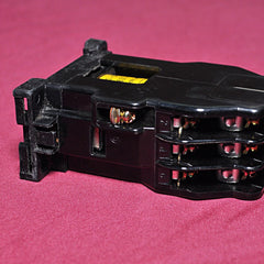 Fuji src50-2f/x 3a3b 220v relay