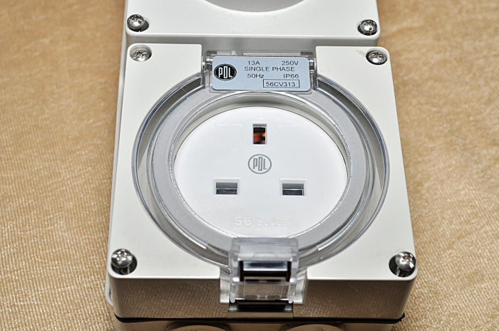 Pdl 56Cv313 Single Pole Combination Switch Socket 250 V 50Hz Ip66