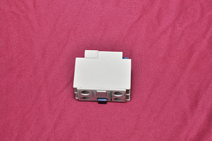 Schneider electric ladn 11 auxiliary contact block