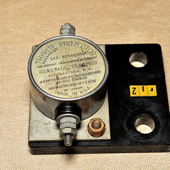 Thyrite protector 9238208g4 current transformer