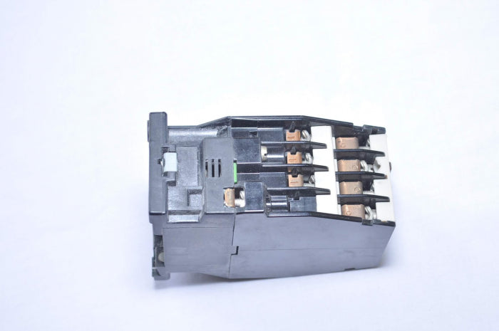 Siemens 22e 3tb41 17 0a Contactor