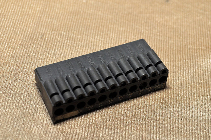 AEG 5077DZL-042.233 443.01 Digital Output Module