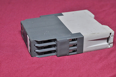 Abb Cm-mss Thermistor Motor Protection Monitoring Relay 1Svr43081R930