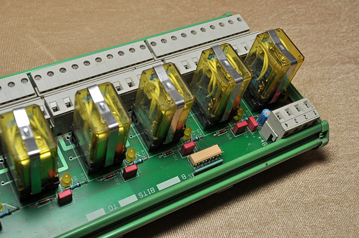 Cegelec M75-60002 Relay Output Panel 20X4356/20