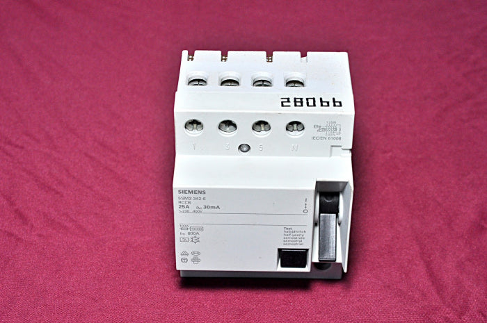 Siemens 5sm33426 current circuit breaker