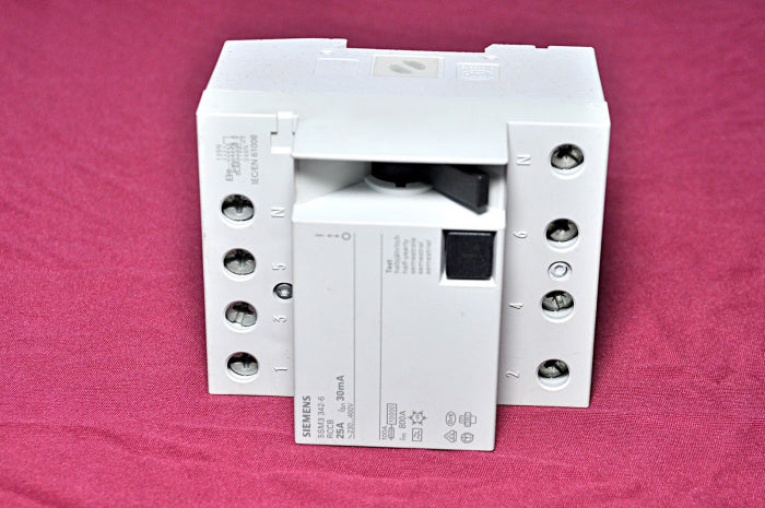 Siemens 5sm33426 current circuit breaker