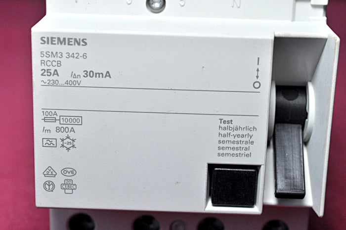 Siemens 5sm33426 current circuit breaker