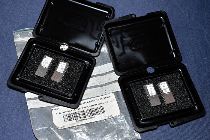 Lot Of 4X Am27C128-12Odc Thruster Remote Control