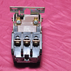 Cutler-hammer c25dna340 definite purpose contactor