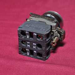 Telemecanique zbe-101 230vac illuminated psh button