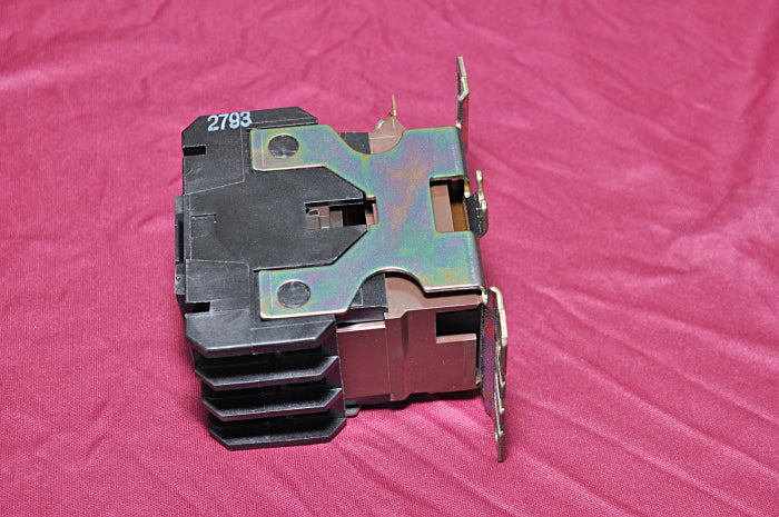 Cutler-hammer c25dna340 definite purpose contactor