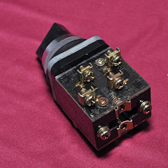 BLACK SELECTOR SWITCH 022-2 POSITION