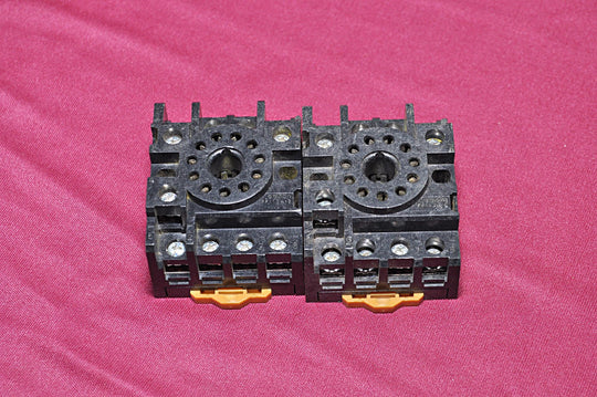 Lot of 2X OMRON PF113A-E 11 Relay Socket 250V 10A