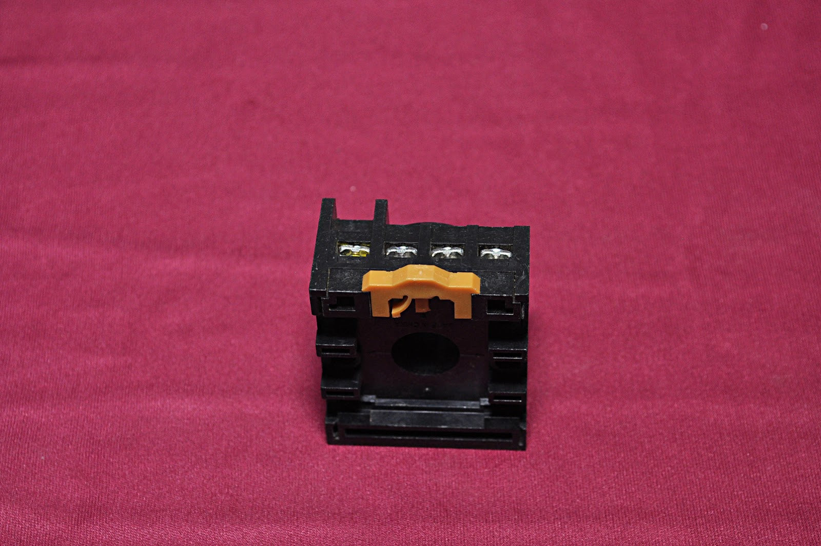 Lot of 2X OMRON PF113A-E 11 Relay Socket 250V 10A