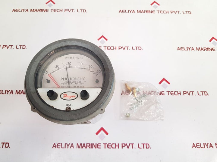 Dwyer 3000-0C Photohelic Pressure Switch