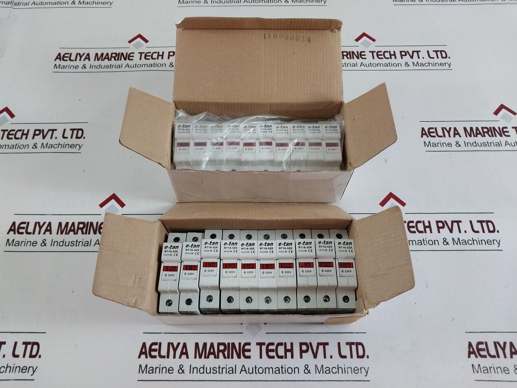 Lot of 10X E-tan RT18-32X Fuse Holder Base 32a 10.3X38