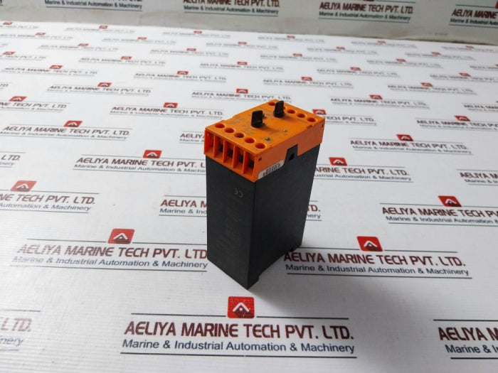 E. Dold & Sohne Ba9054/010 Voltage Relay 50-500V