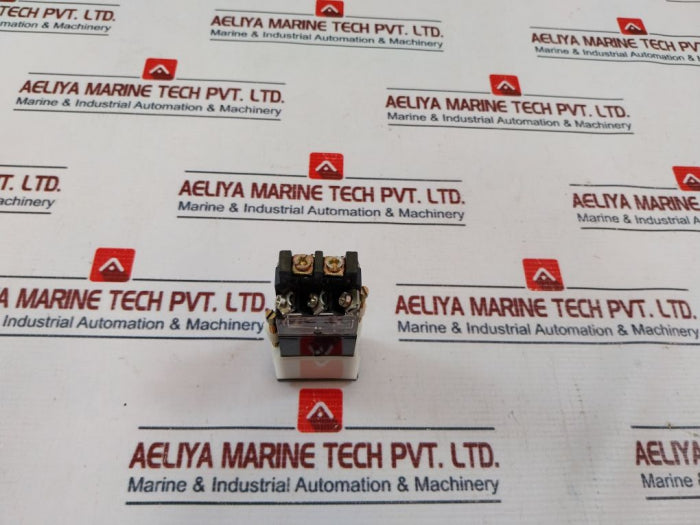 Eao 02-619.011 Pushbutton Indicator Switch 250V Ac 10A