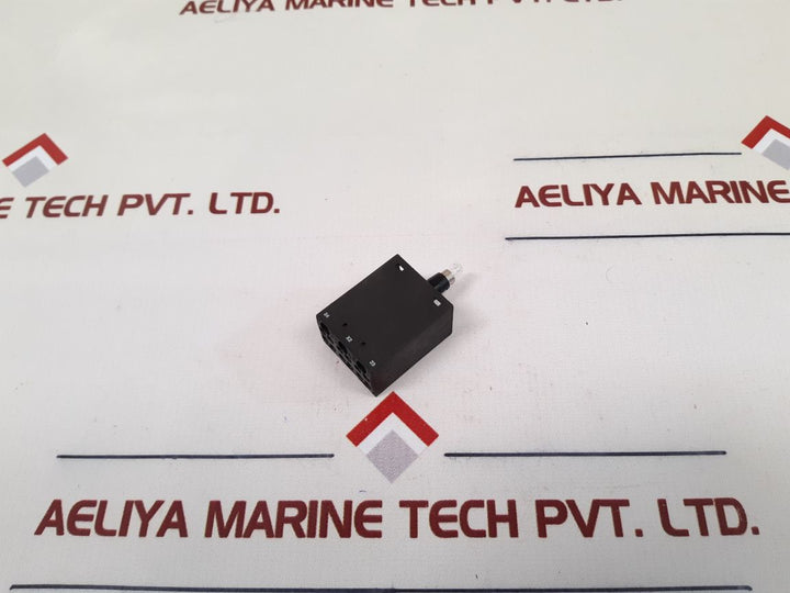 Eao 22-213.011 Pushbutton