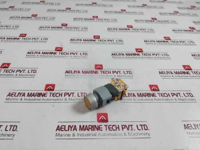 Eao 704.900.3 Switching Element 440Vac 10A 600Vac Dc-13 1A 110V
