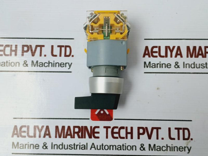 Eao 704.950.5 Selector Switch 440Vac / 600Vac Max 10A