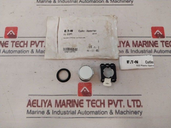Eaton E22P5 Flush Pushbutton