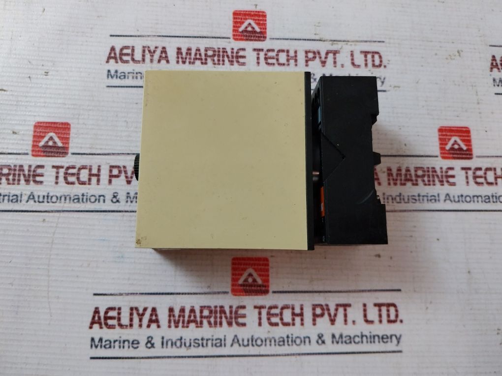 Electromatic/Schrack Sabc 207 900 S-system Time Delay Relay 10A 380V