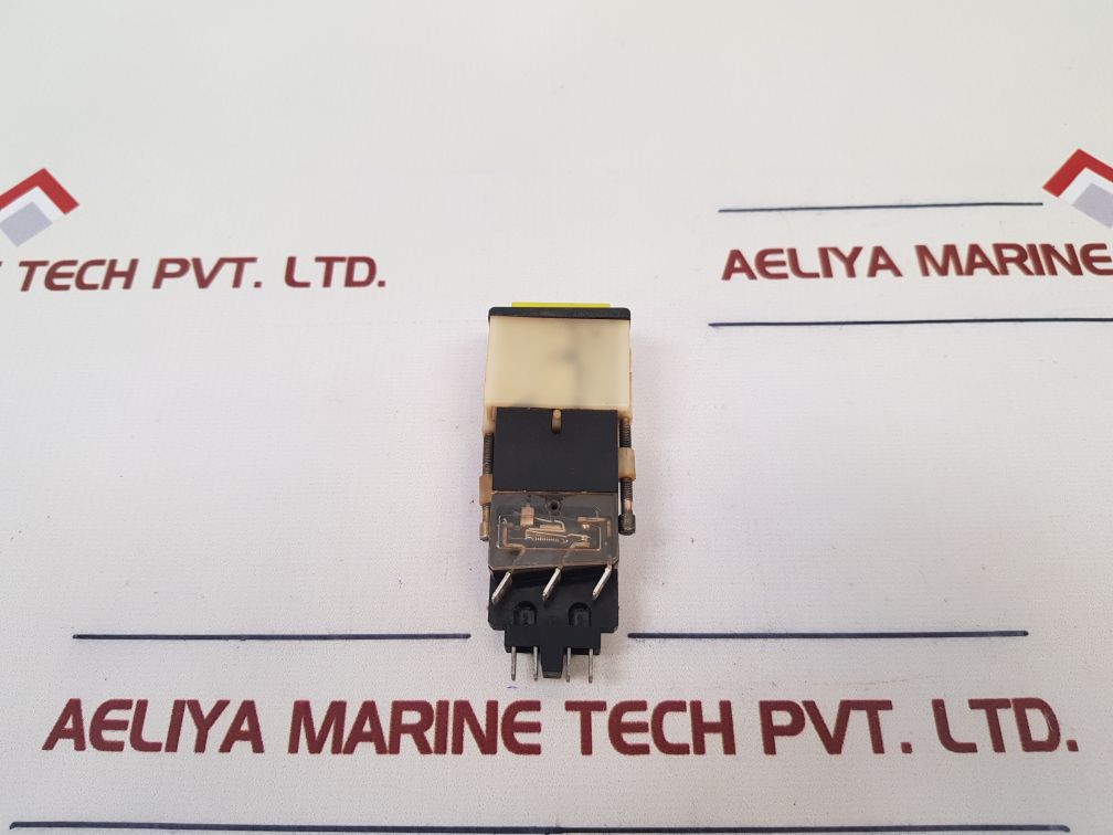 Elektro-apparatebau 02-122 Push Button Switch