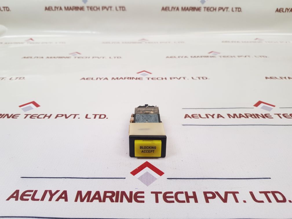 Elektro-apparatebau 02-122 Push Button Switch