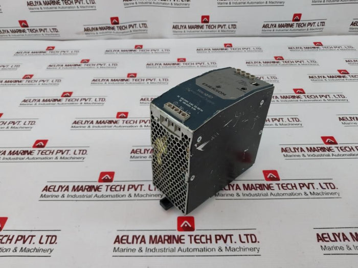 Emerson 20 Amp Power Supply Ac 100-240v 56a 50/60hz 24-28 Vdc