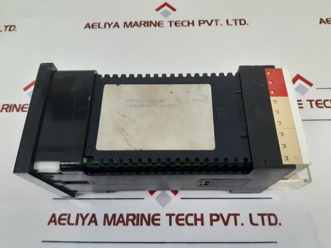 Eurotherm 818s temperature controller programmer