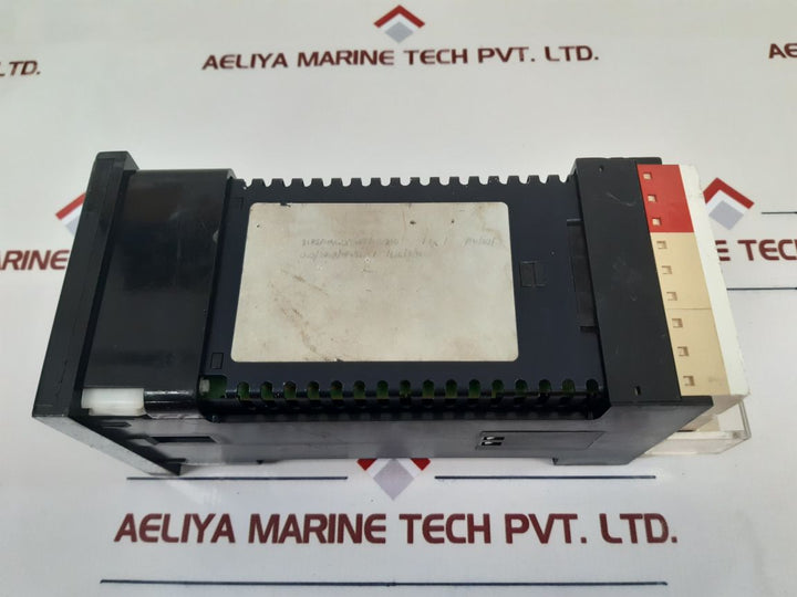 Eurotherm 818s temperature controller programmer