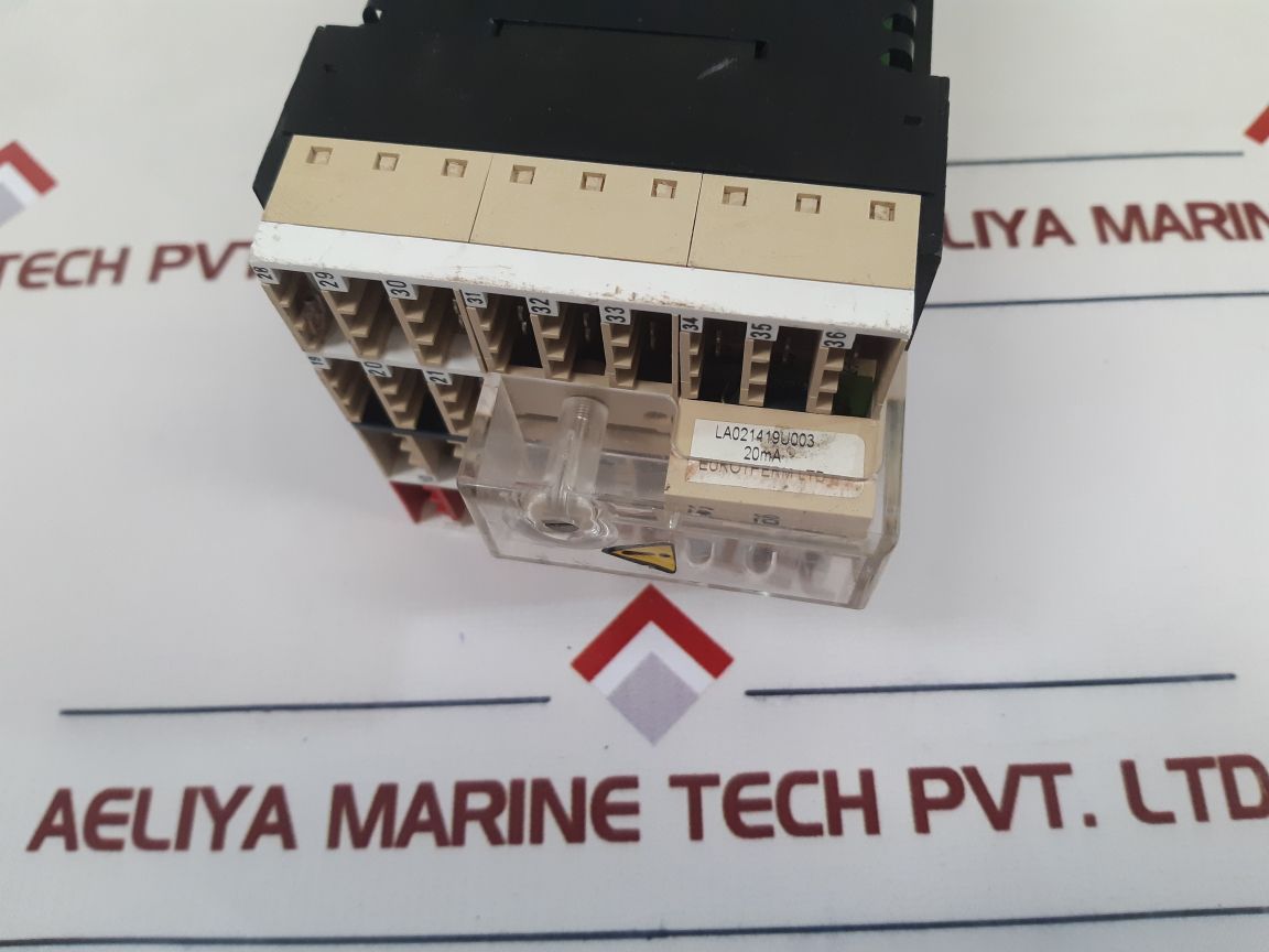 Eurotherm 818s temperature controller programmer