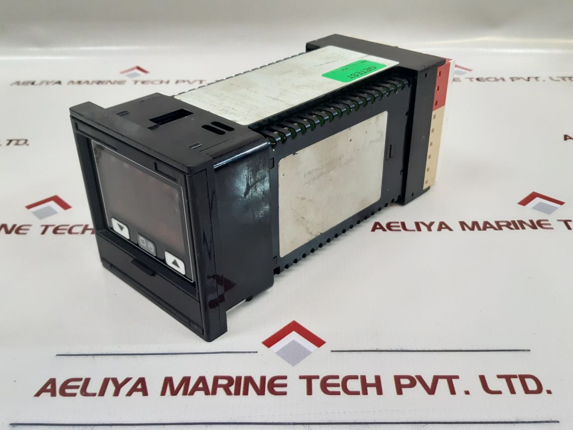 Eurotherm 818s temperature controller programmer