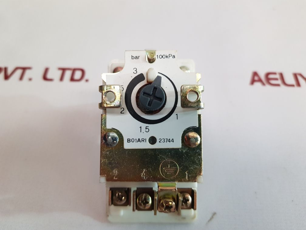 Fantinicosmi B01Ari Pressure Switch With Internal Indicator Used