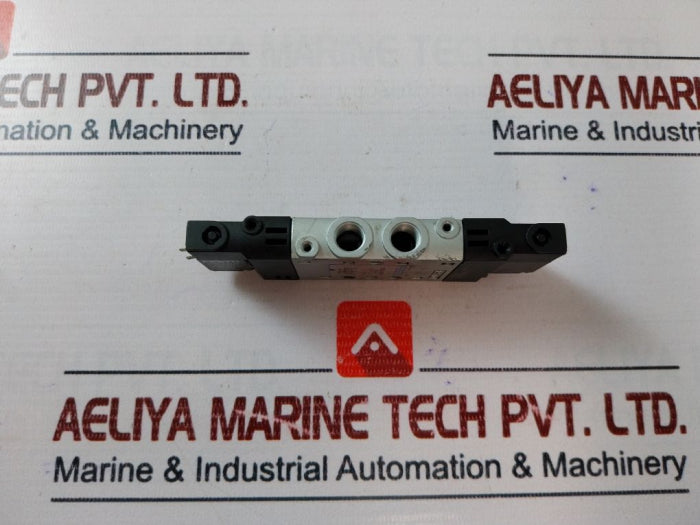 Festo Cpe14-m1Bh-5J-1/8 Air Solenoid Valve 24 Vdc