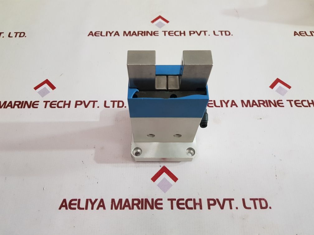 Festo Hgp-25-a-b Pneumatic Gripper