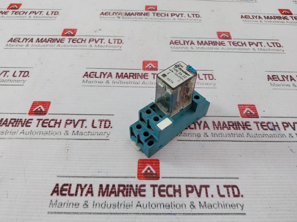 Finder 56.32 Relay With 96.72 Base 12A-250Vac