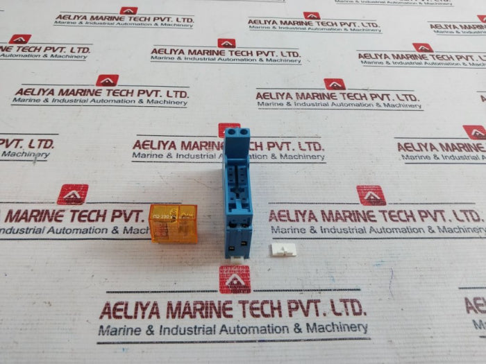Finder 95.05 Relay Socket 10A 250V