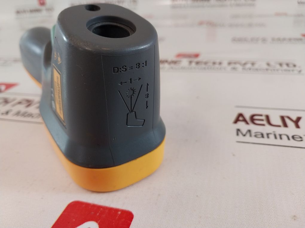 Fluke 59 Max Ir Thermometer 1Mw