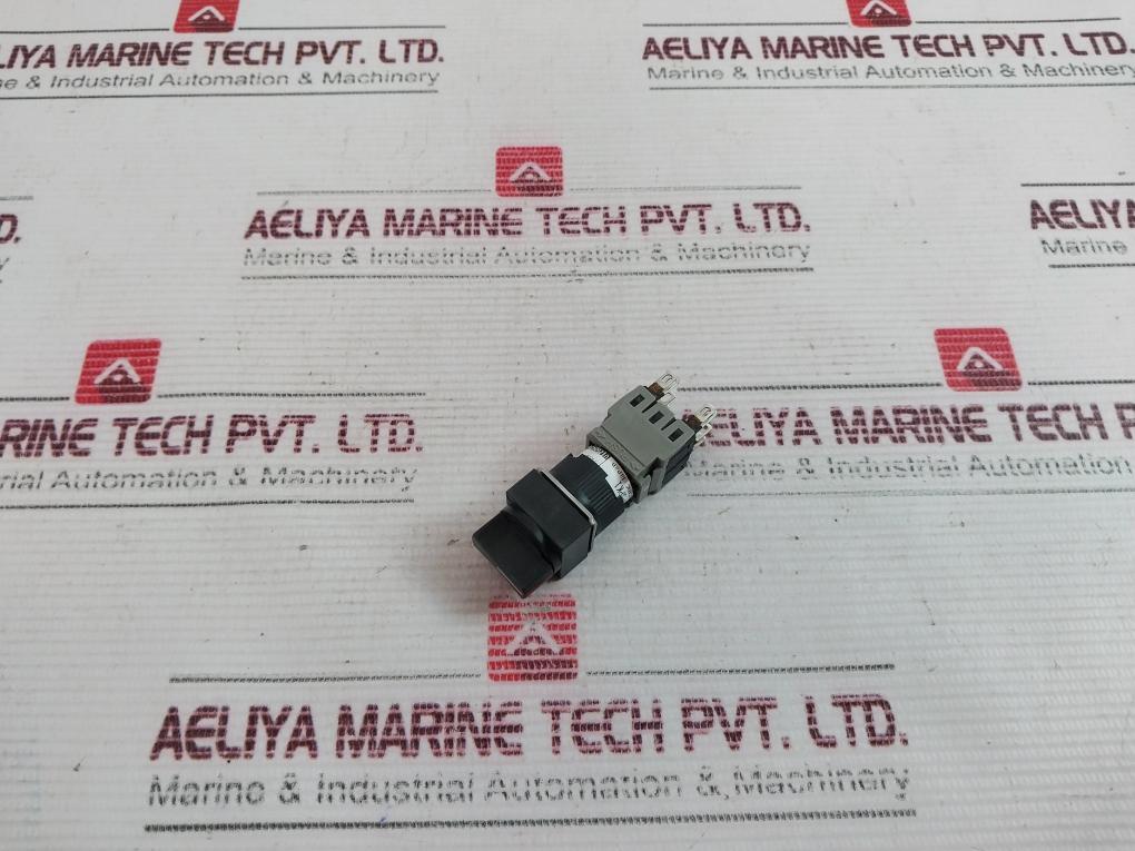 Fuji Electric Ah164-spk1B22 Command Switch 250V 5A