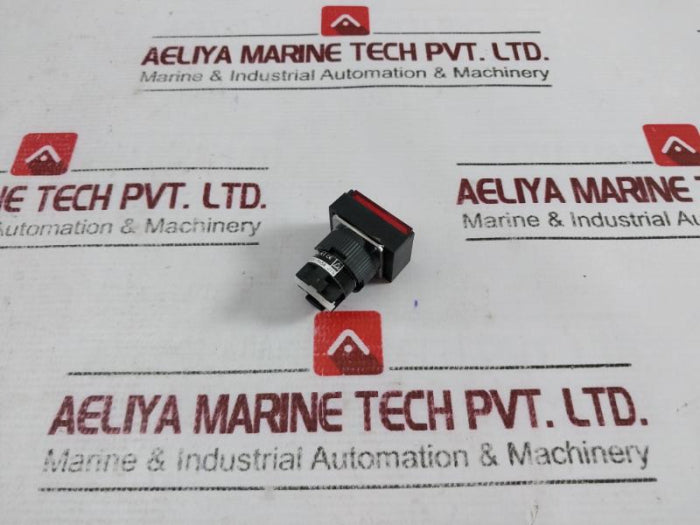 Lot of 4X FUJI ELECTRIC AH16P-TGF Push Button Switch 250V 5A